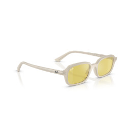 Gafas de sol Ray-Ban Zuri Blanco cálido nublado | Centro Óptico Alpedrete