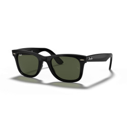 Ray-Ban Wayfarer Ease Black Sunglasses | Ray-Ban at Centro Óptico Alpedrete