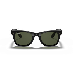 Ray-Ban Wayfarer Ease Black Sunglasses | Ray-Ban at Centro Óptico Alpedrete