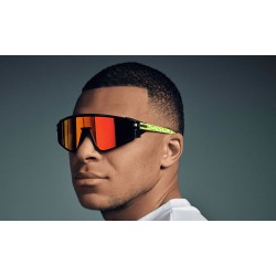 Oakley Latch Panel Black Ink / Prizm Ruby (OO9404-10)